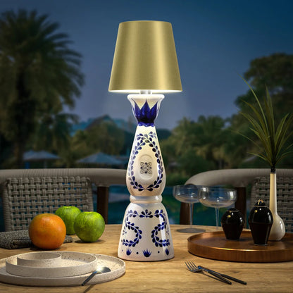 WIRELESS TABLE LAMP